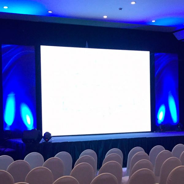 alquiler-pantallas-led-para-eventos-8